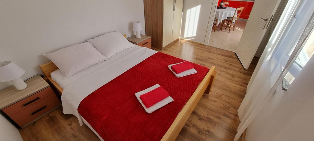 Apartments Cosic Grebastica Ngoại thất bức ảnh