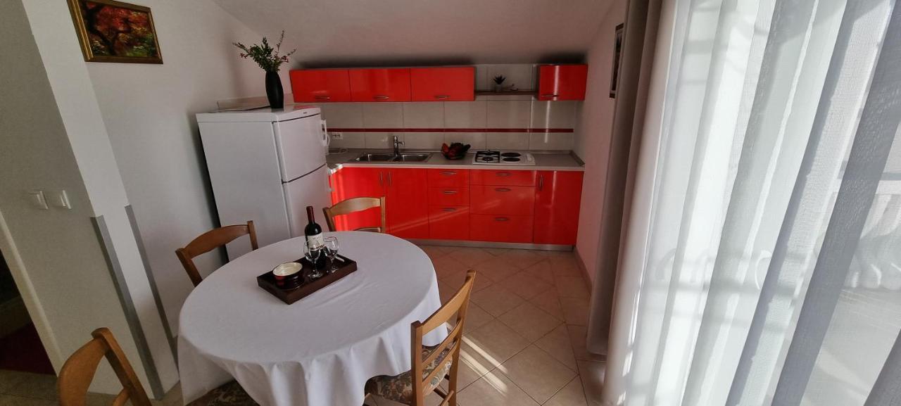 Apartments Cosic Grebastica Ngoại thất bức ảnh