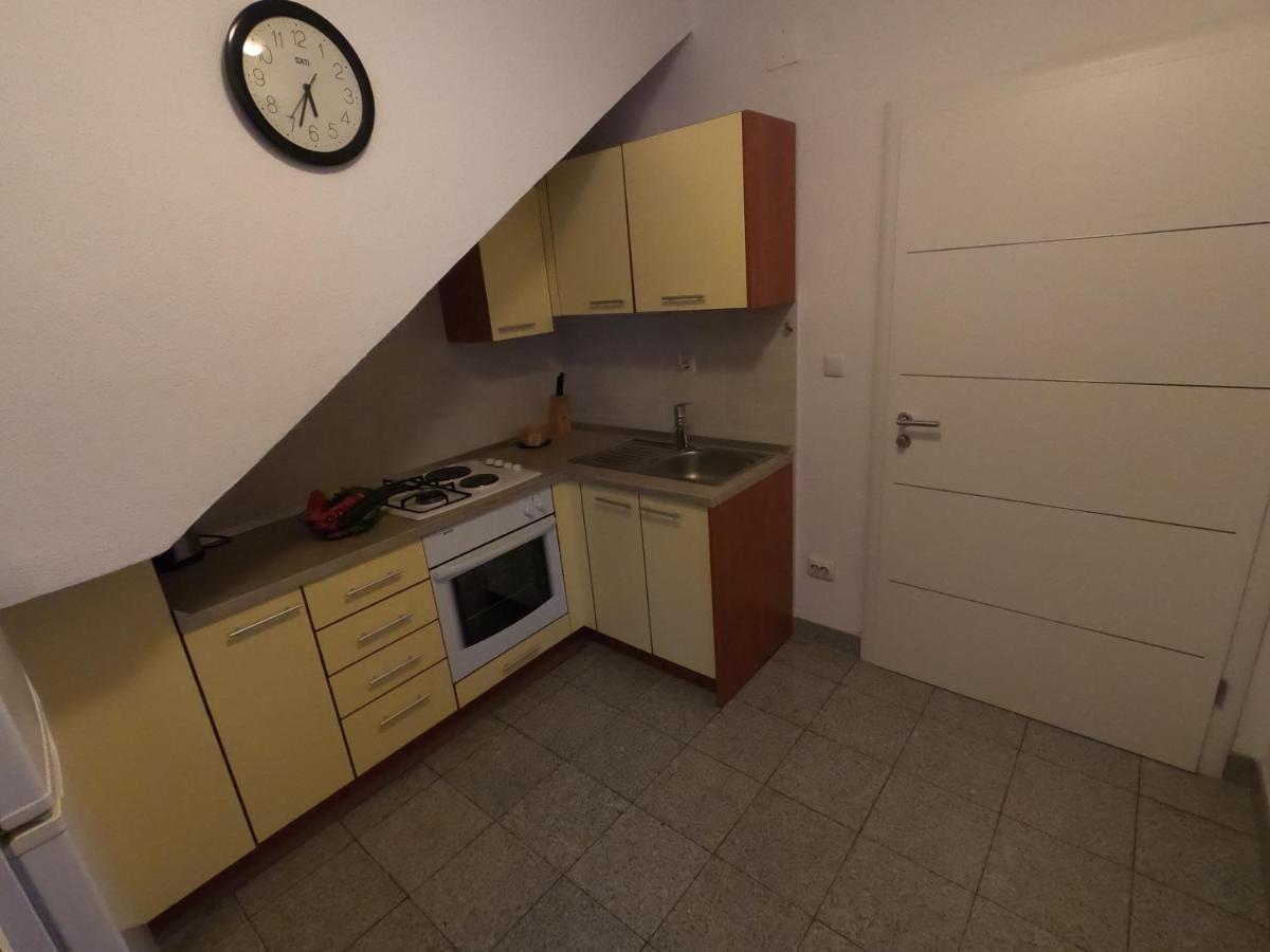 Apartments Cosic Grebastica Ngoại thất bức ảnh