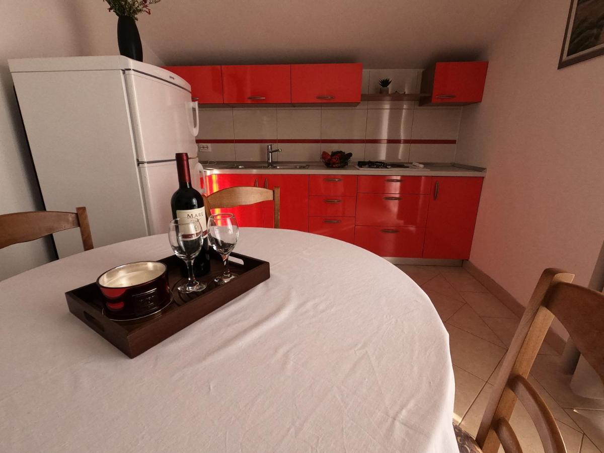 Apartments Cosic Grebastica Ngoại thất bức ảnh
