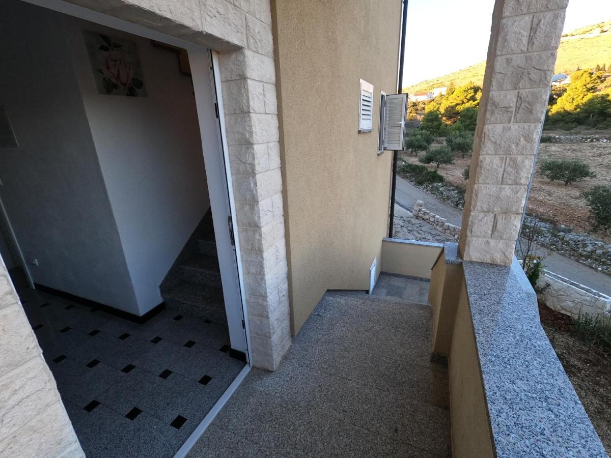 Apartments Cosic Grebastica Ngoại thất bức ảnh